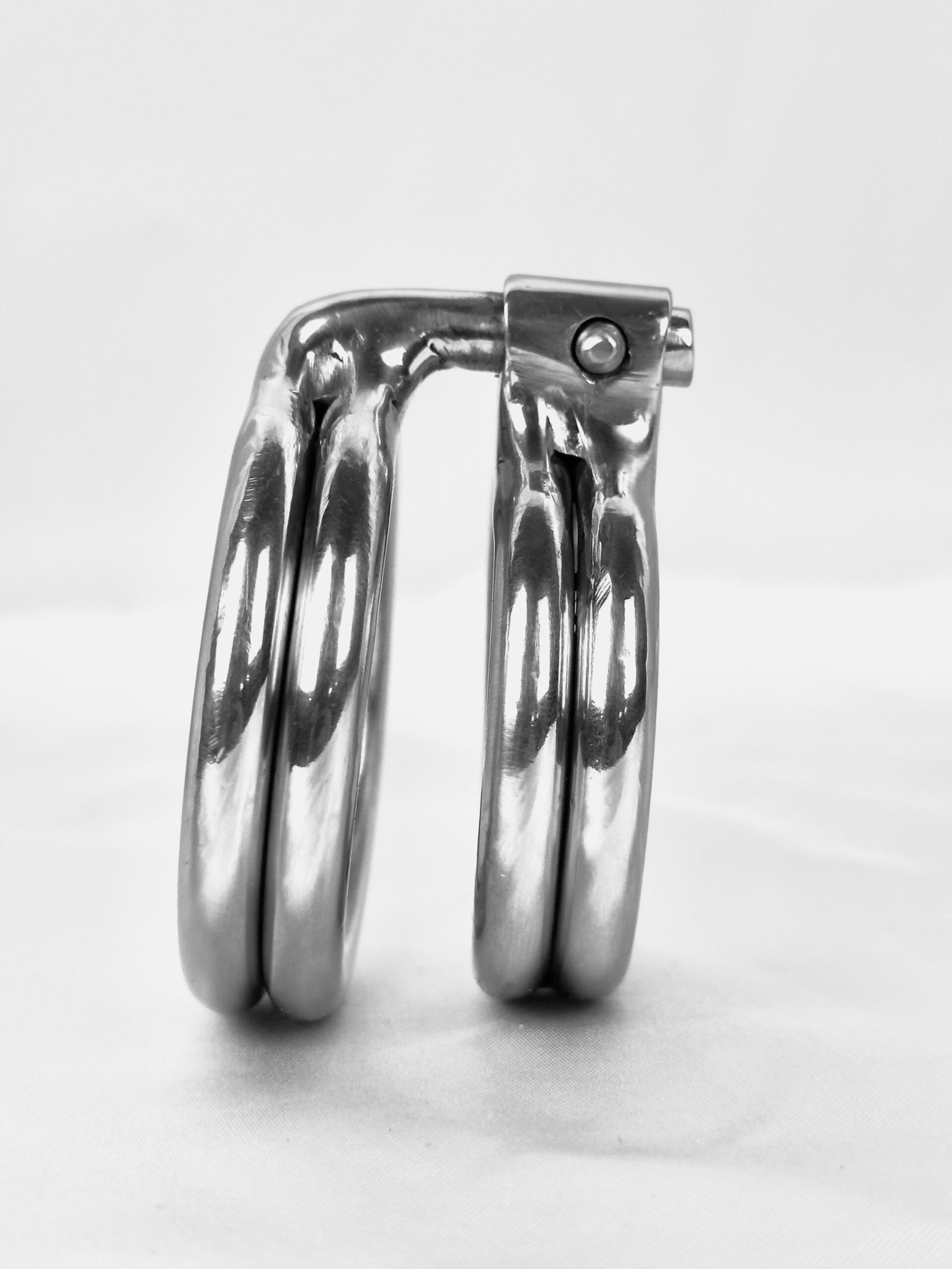 Double Locking Double Cock Ring - Image 3